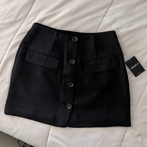 Forever 21 Black 90s style skirt - Picture 2 of 8